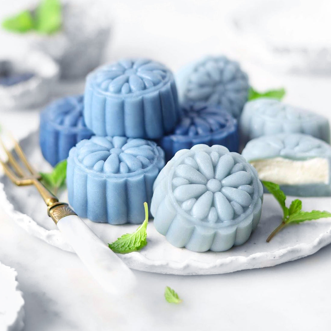 Suncore Foods Blue Butterfly Mochi Coconut Ice Cream