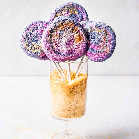Sparkly Galaxy Meringue Pops