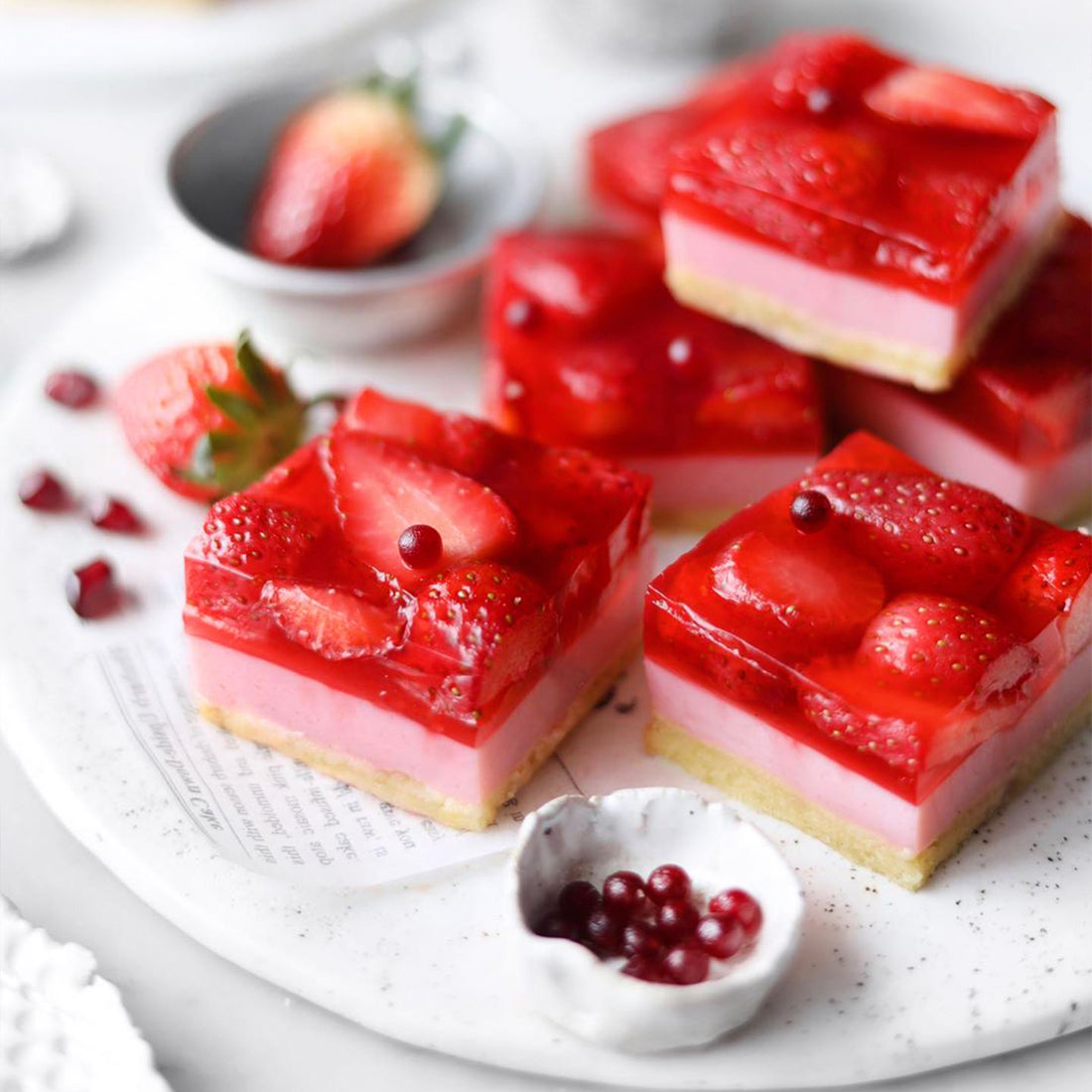 Suncore Foods Pink Pitaya Strawberry Slice