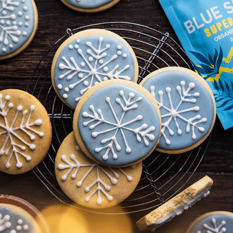 Aqua Blue Spirulina Shortbread Snowflake Cookies – Suncore Foods Inc.