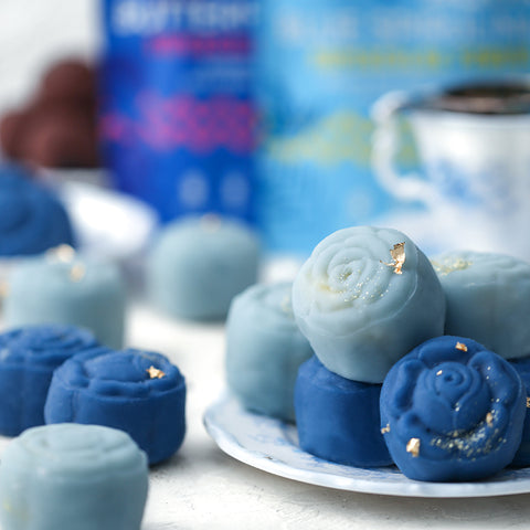 Tiffany Rosette Mooncake with Vanilla & Chocolate Mung Bean Filling